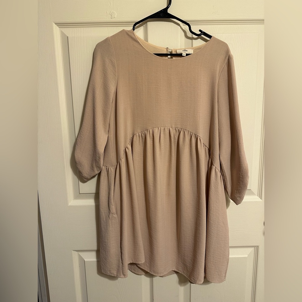 Cream Boutique dress.